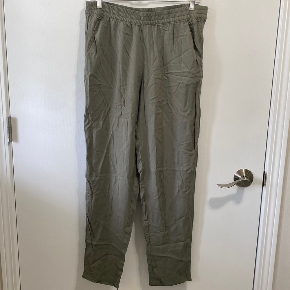 H&M Womens Loose Fitted Pants